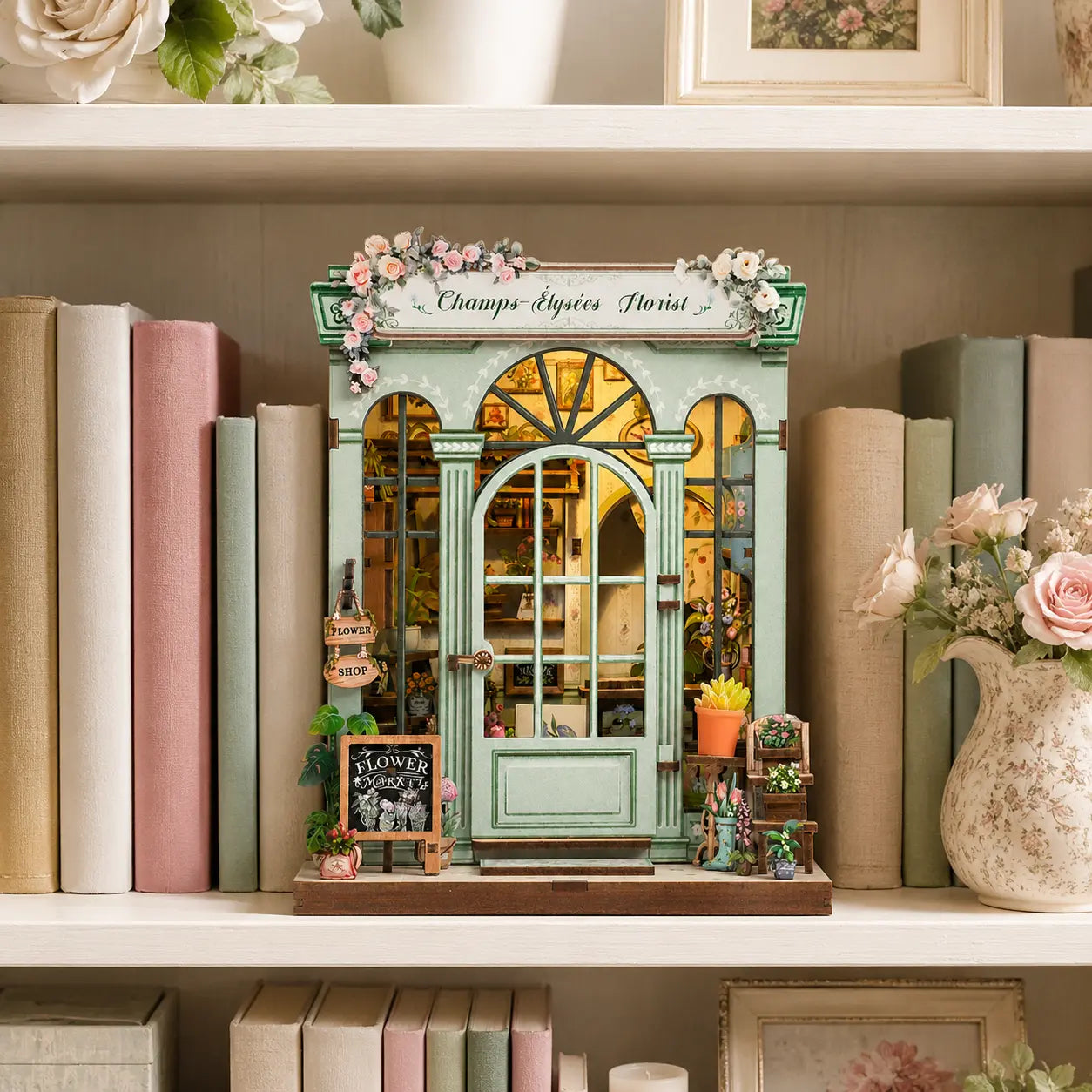 Book Nook - Champs-Élysées Florist Cutebee