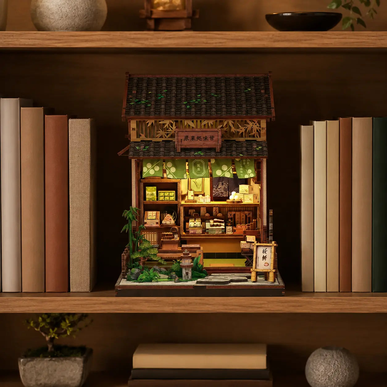 Book Nook - Kanmi-Dokoro Kurihara Cutebee